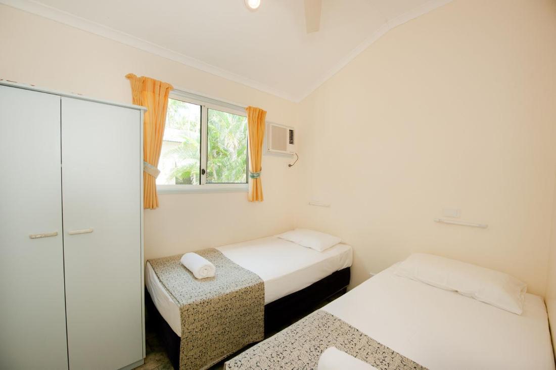 Ellis Beach Oceanfront Holiday Park Palm Cove Exterior photo