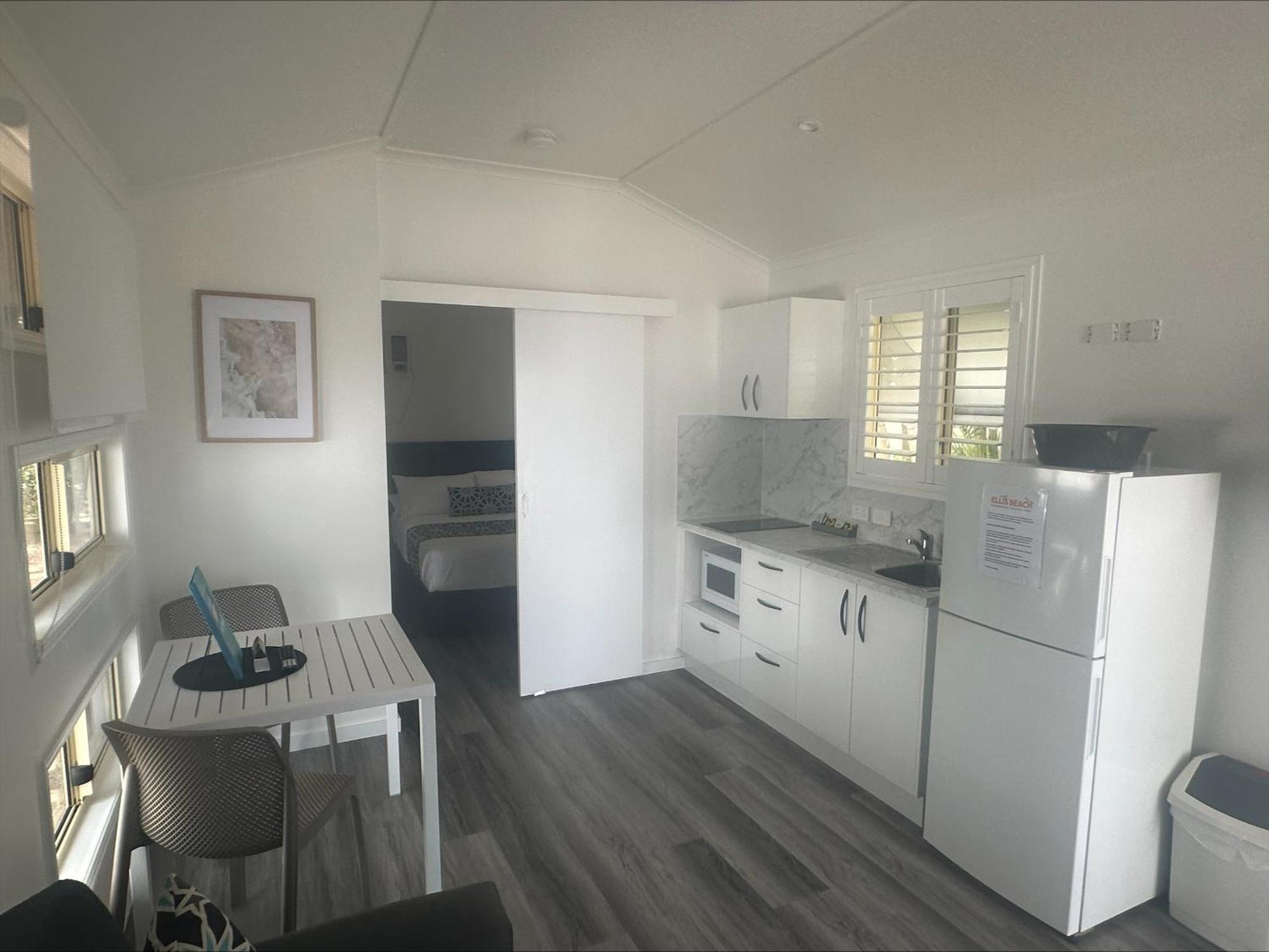 Ellis Beach Oceanfront Holiday Park Palm Cove Exterior photo