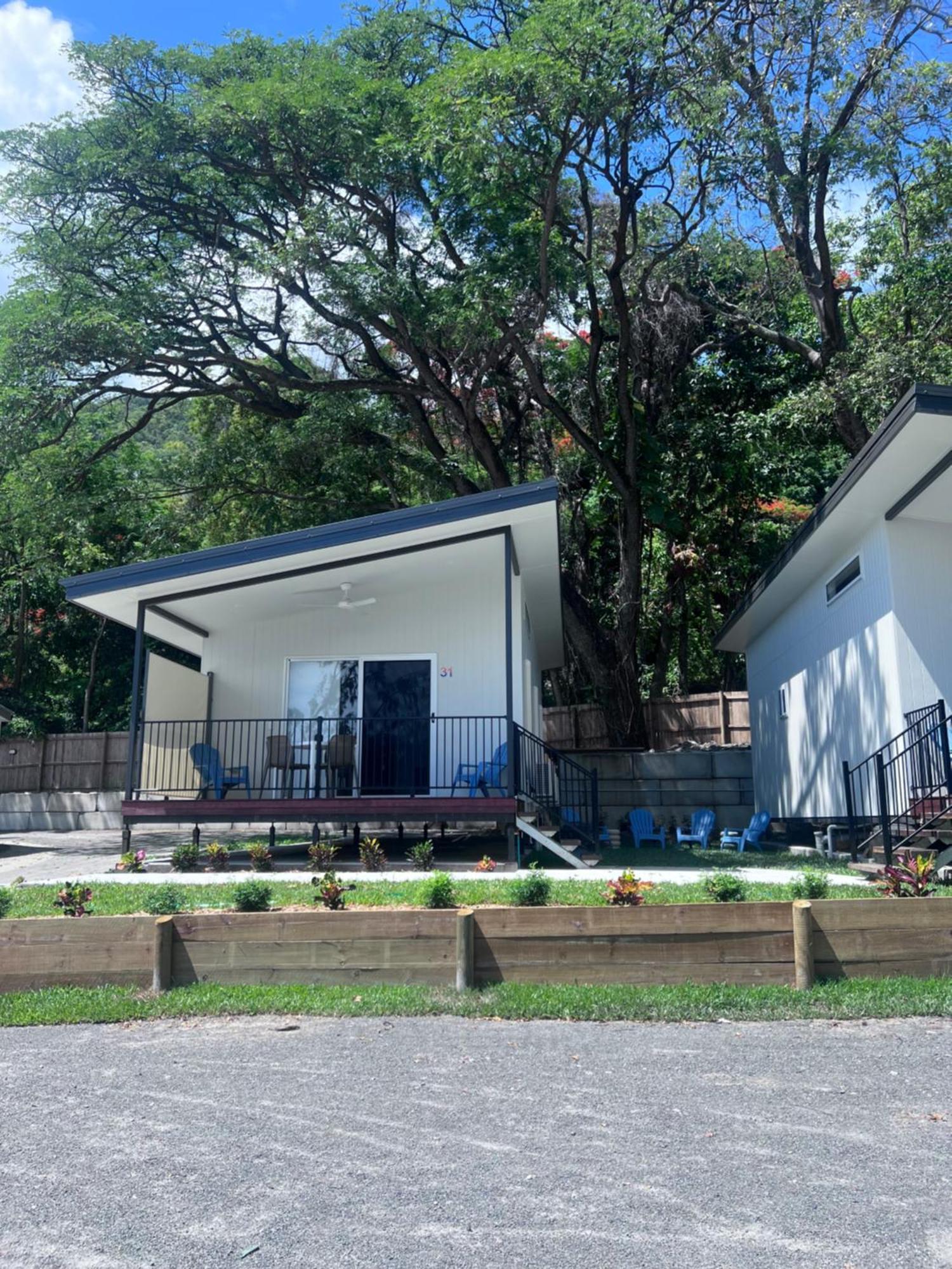 Ellis Beach Oceanfront Holiday Park Palm Cove Exterior photo